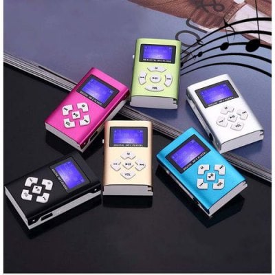 SPECIAL OFFER –  Cool Mini MP3 player lets you store up to 32GB of your favorite songs!  =  £13.57